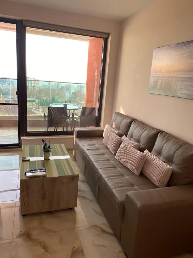 Breathtaking Sea View Apartment Βάρνα